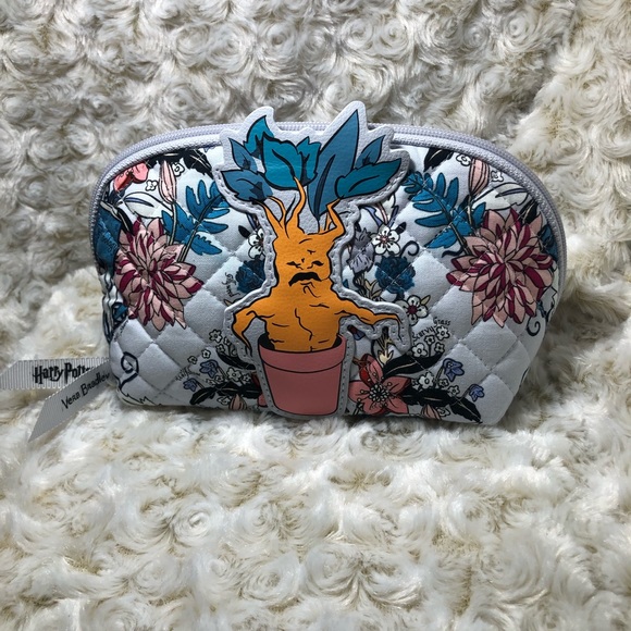 Vera Bradley Handbags - Vera Bradley X Harry Potter Calmshell Cosmetic Case